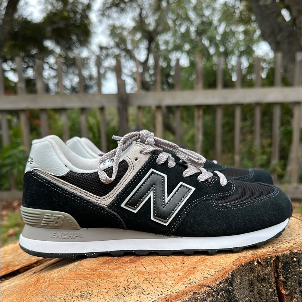 New Balance Black and Gray Sneakers